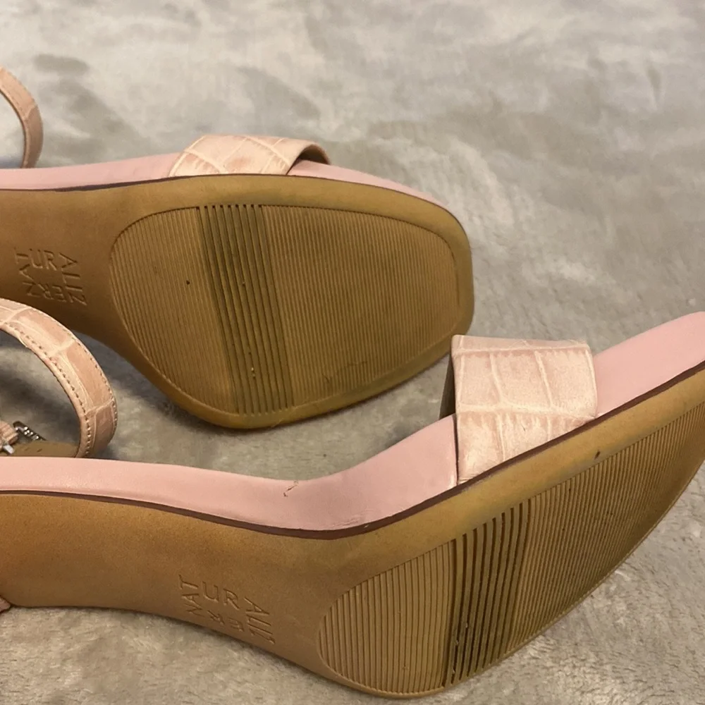 Naturalizer Joy heels - Picture 6 of 7